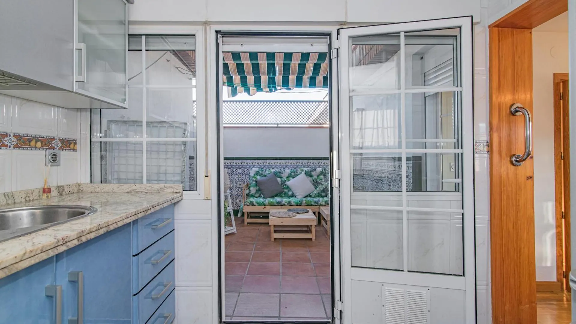 Atico Trucha Retreat Con Terraza Appartement Granada